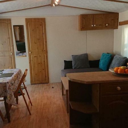 Mobile Home In Frejus, South Of France Esterno foto